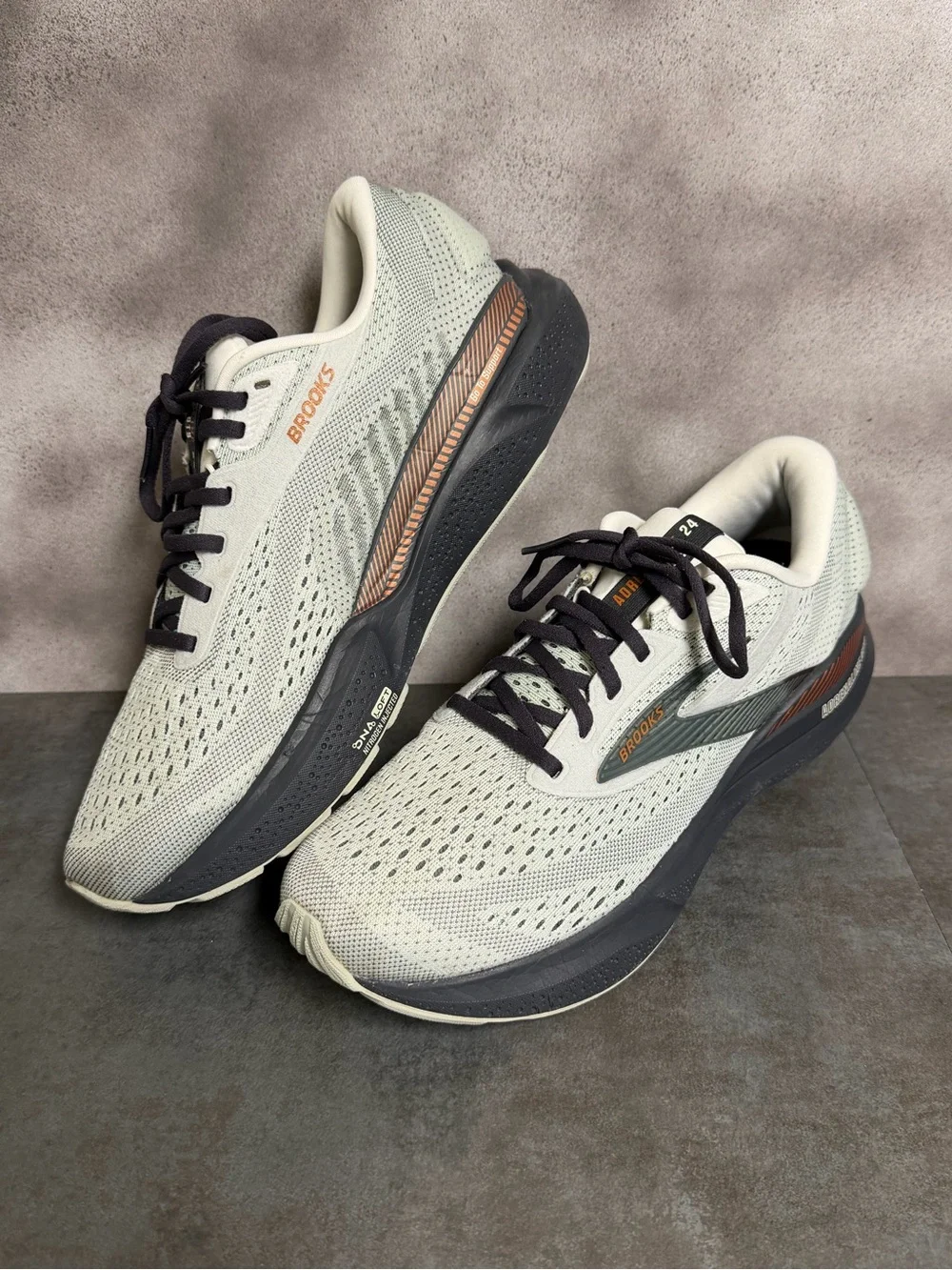 Brooks Adrenaline GTS 24 Women’s Running Shoes Mercury/Ebony/Copper Size 11.5B